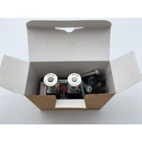 5812220300 Australia Australia 581-222-030-0 Rexroth Air Valve 5/2 Double Solenoid 110VAC ISO2 #3 image