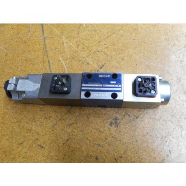 Bosch Korea India 0811404119 4WRP 6E-28S-1X/G24Z4/M Valve W/ 0831006057 Coil 9VDC 2,45A #1 image