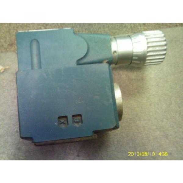 BOSCH Dutch Dutch 9811230205  # 081DMV10P131V502E 2400 PRESSURE REDUCING  VALVE #3 image